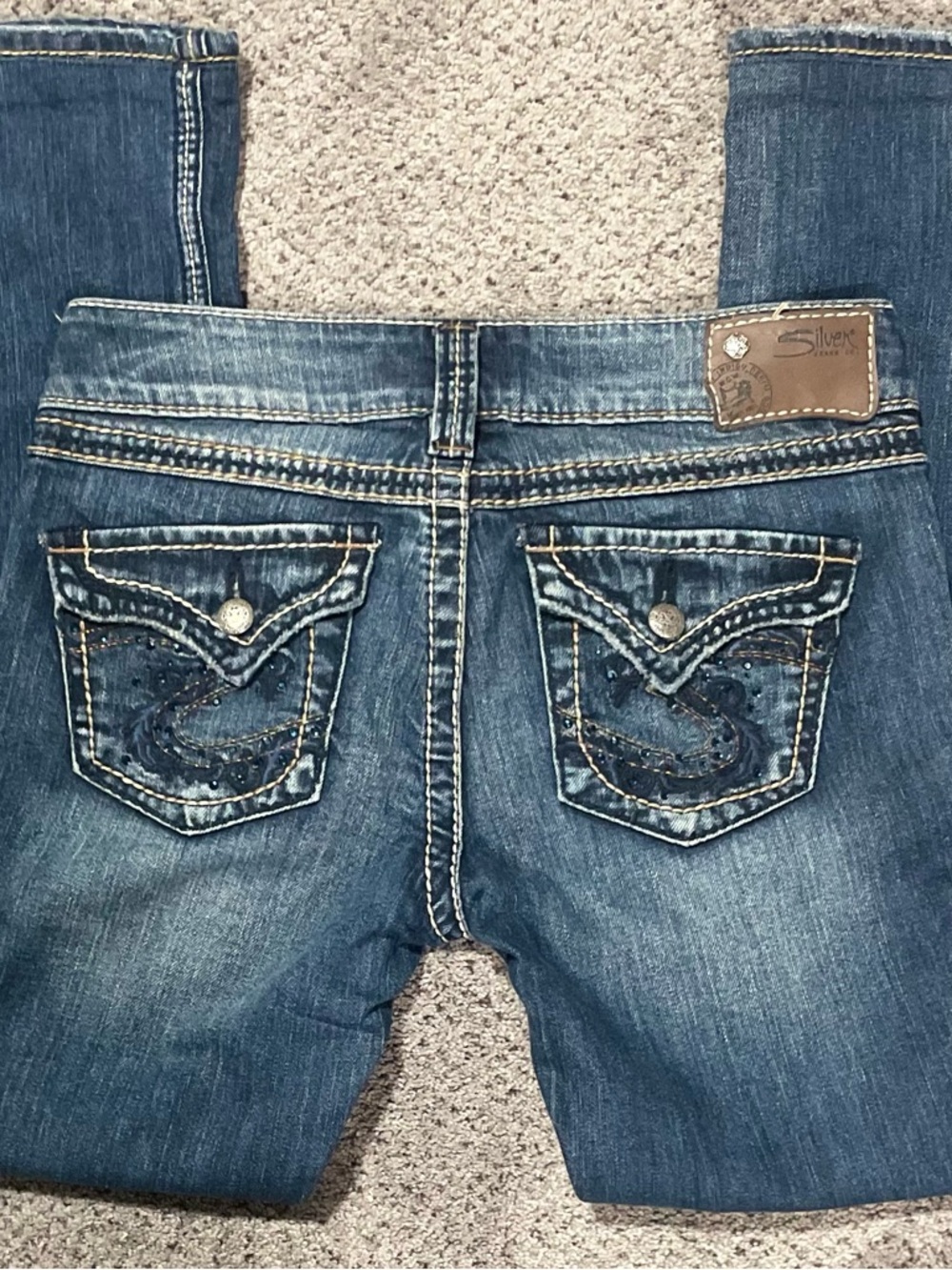 Y2K Silver Jeans blue embellished McKenzie Slim Bootcut Flap Pocket Jeans W28L34